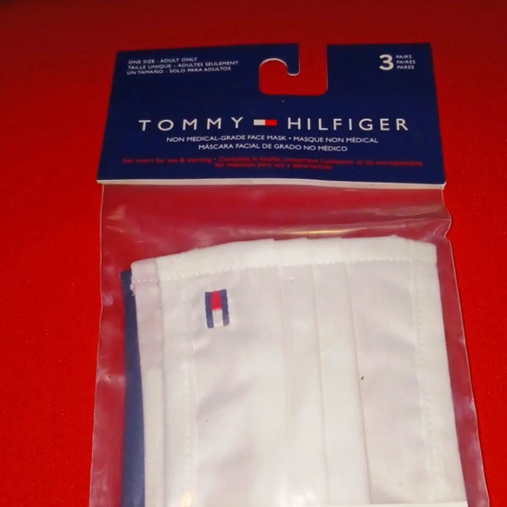 Tommy Hilfiger Face Mask